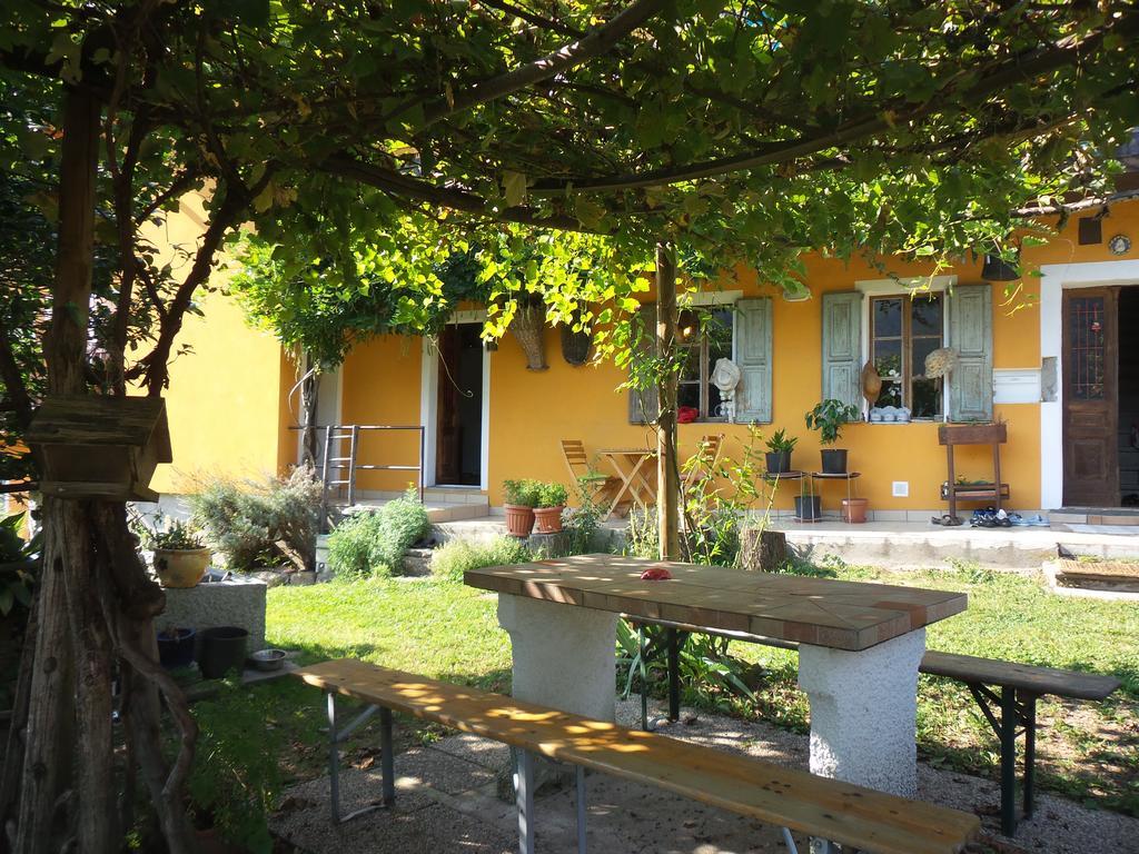 La Nave B&B Monteggio Luaran gambar